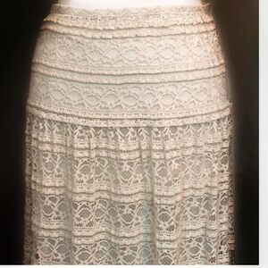 Max Studio Cream Lace Tiered Lined Elastic Waist Stretch Maxi Skirt